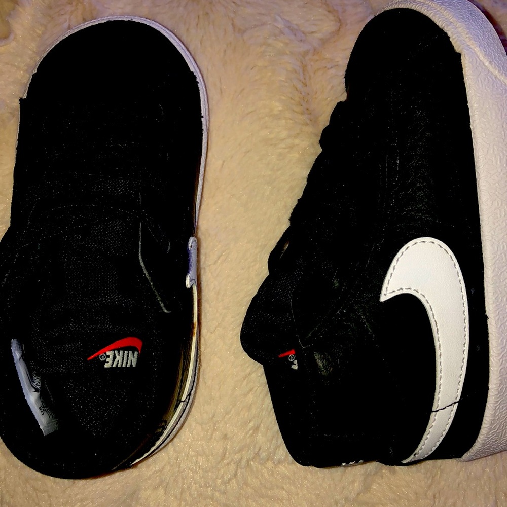 Toddler Nike Blazer MID ‘77🖤